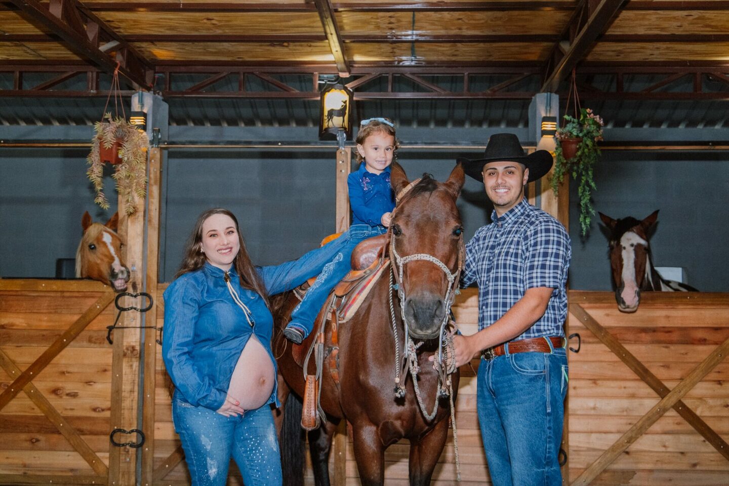 Gestante Carla, Daniel e Sophia 