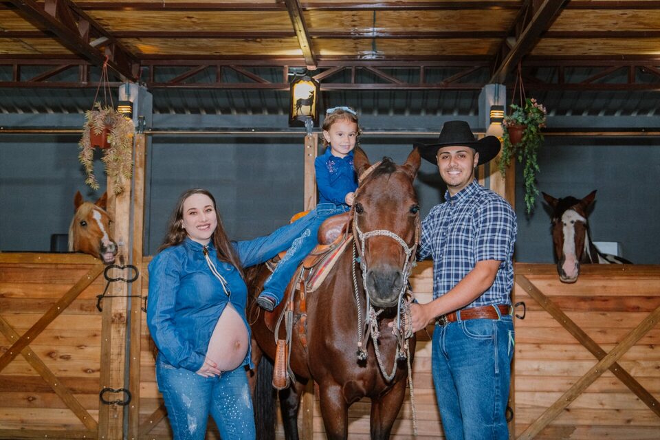 Gestante Carla, Daniel e Sophia 