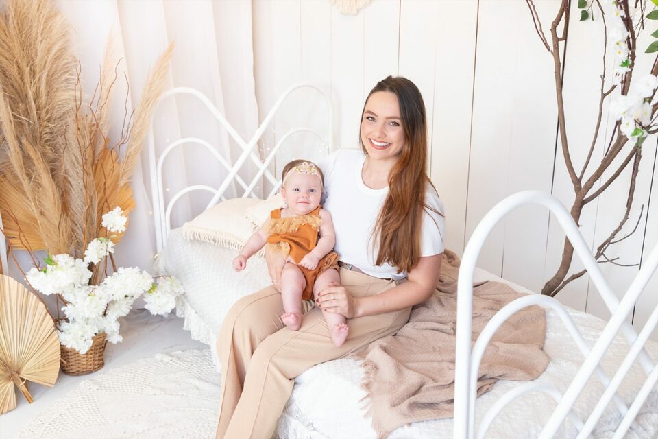 Lívia | 2 Meses | Especial dia das Mães